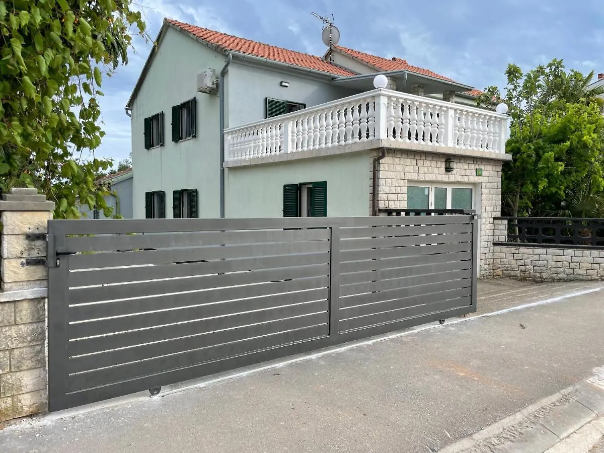 Haus Enna Apartment 2 Top Lage 1 Og Medulin Croatia